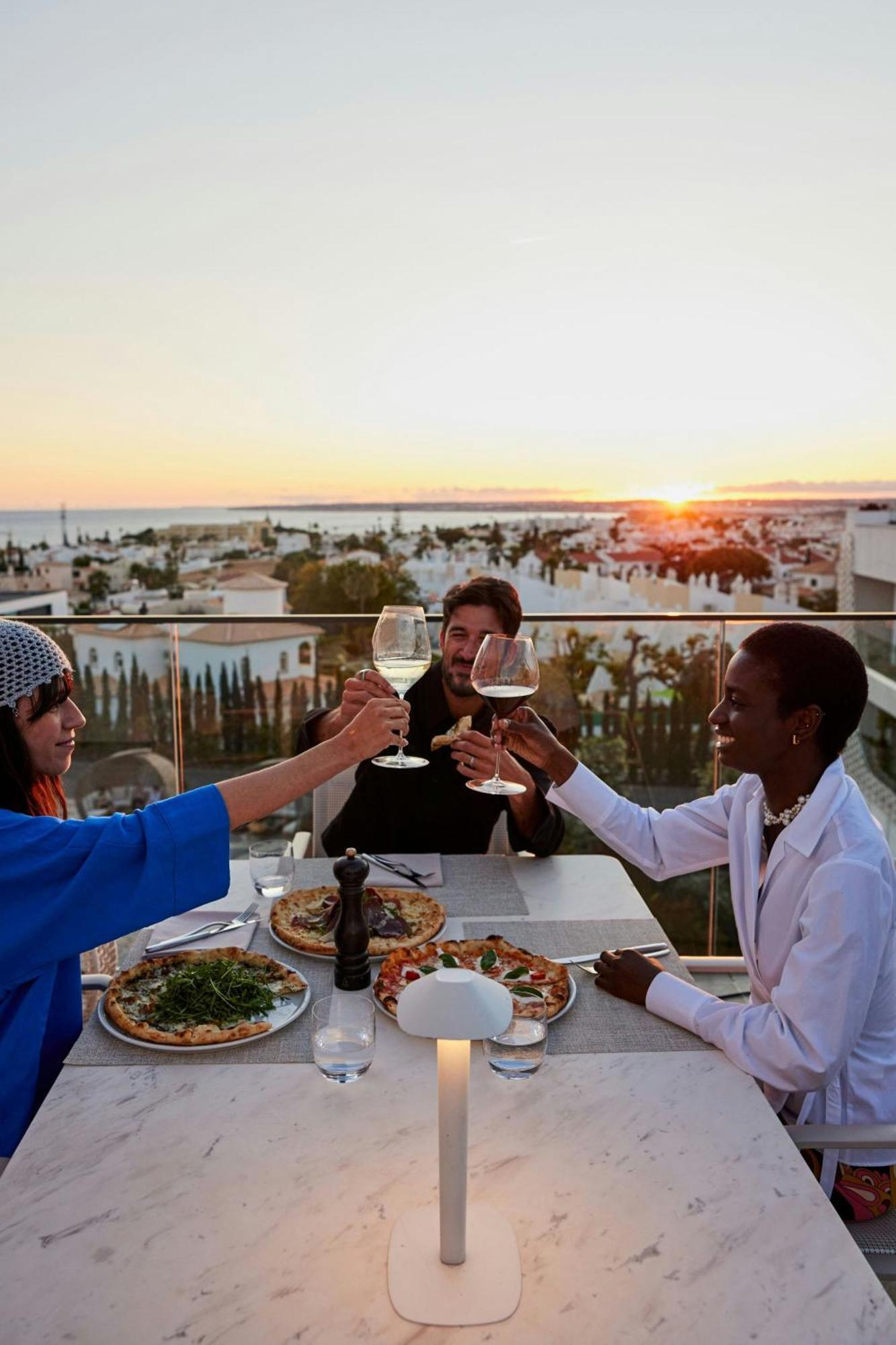 W Residences Algarve Албуфейра Экстерьер фото